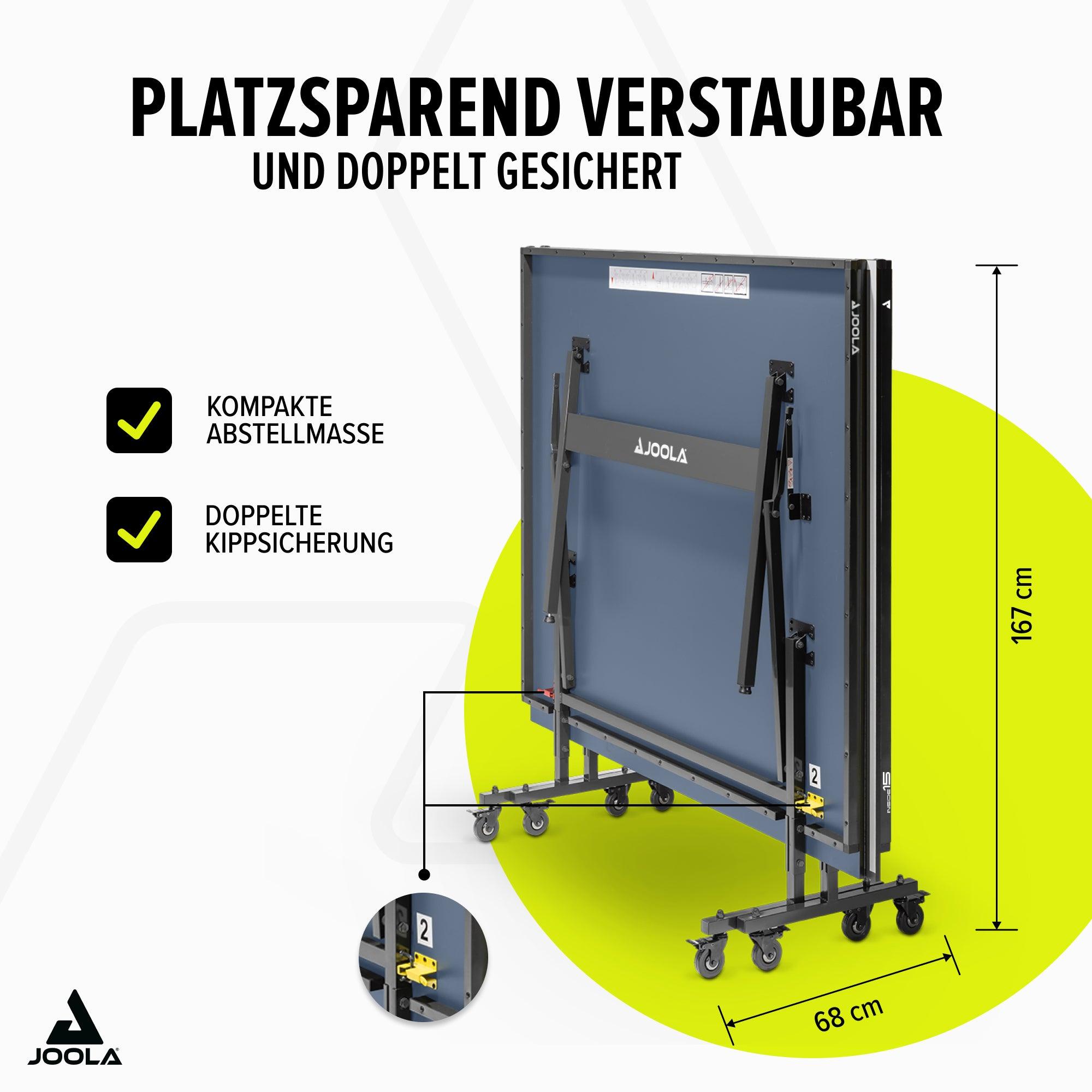 Zusammengeklappter, platzsparend verstaubarer JOOLA Tischtennistisch mit doppelter Kippsicherung und kompakten Abmessungen.
