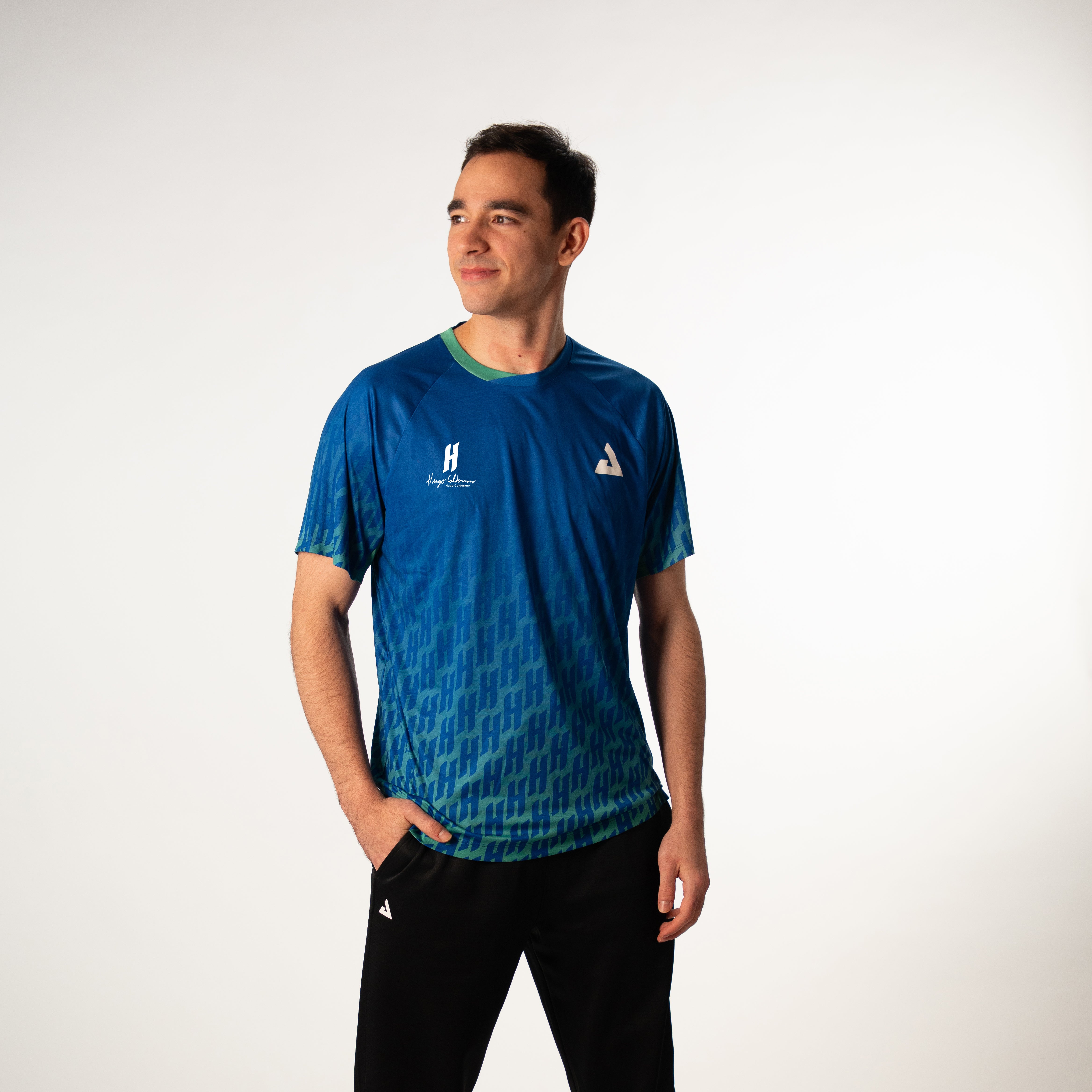 Camiseta JOOLA Hugo Calderano Competition Monogram Crossover